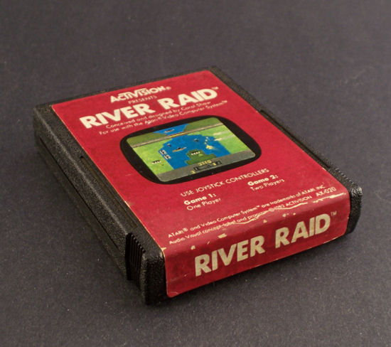 Jogo de avião: River Raid (clássico do Atari) 