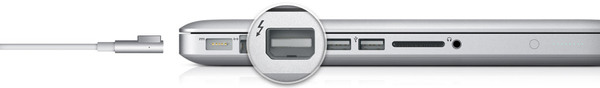 macbook video thunderbolt conector.jpg - fonte: Apple MacBook Pro Desenho Bonito. E funciona muito bem. (http://www.apple.com/br/macbookpro/design.html)